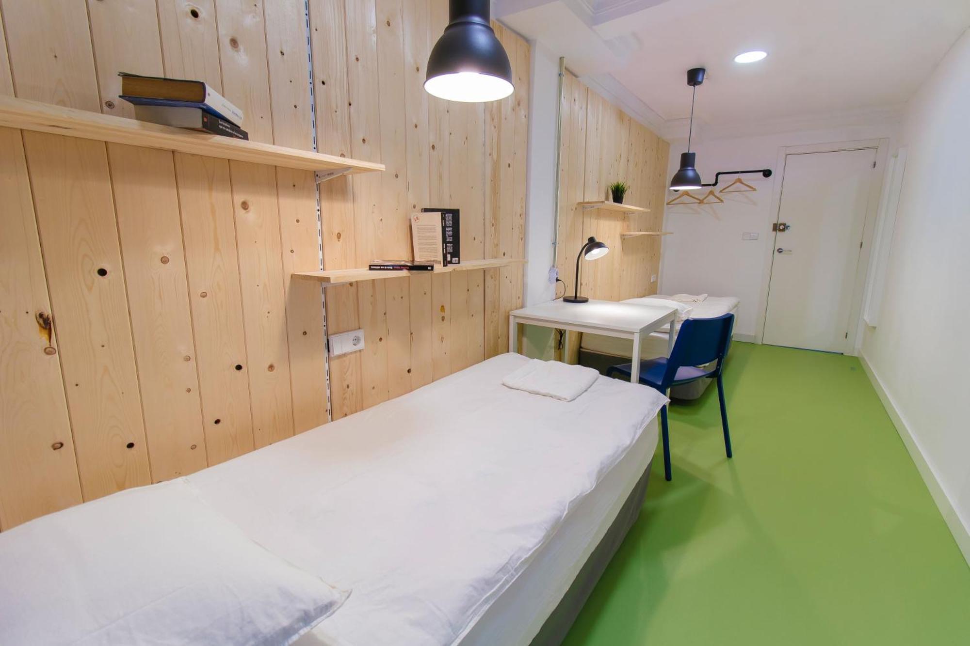 Koala Hostel Mercado Alicante Exteriör bild
