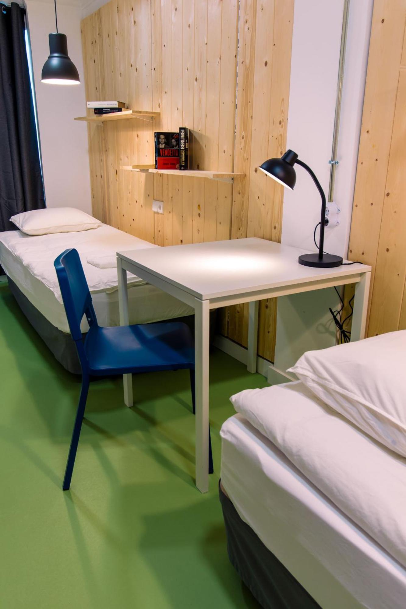 Koala Hostel Mercado Alicante Exteriör bild